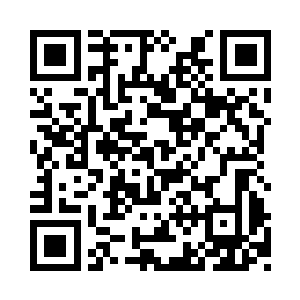 长须中年人一时间摸不清楚铁战二人的底细二维码生成