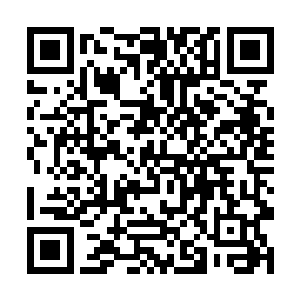 问着背后是哪位王爷……一副拿着叶青当跳板的算盘二维码生成