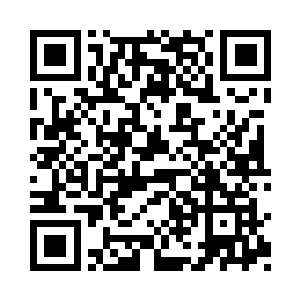 问话的管事微笑着向说话的中年男人点了点头二维码生成