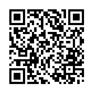 闵珪是绝对不会相信曾毅会有这个胆量的二维码生成