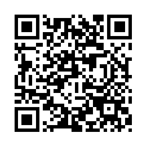 闻人剑吟又将注意力放到了宁碧落的身上二维码生成