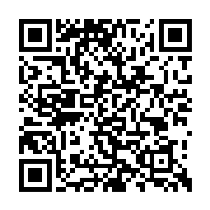 闻人牧月很擅长玩打一巴掌然后给颗糖吃的游戏二维码生成