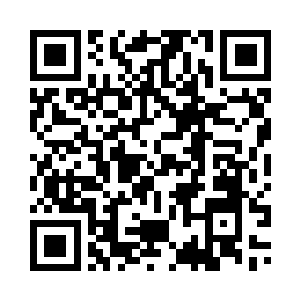 闻人自息对着镜子按揉脸上的伤痕二维码生成