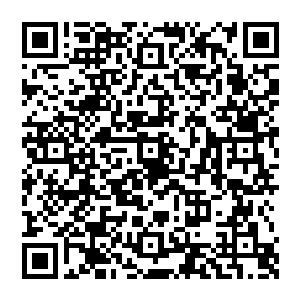 闻言　归元城城主深深的看着他　抬手　阁楼里的茶水顿时自动斟满了一一杯　飞向风清扬的手中　已更新二维码生成