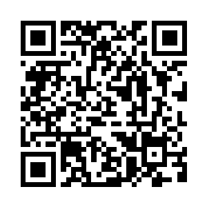 闻雪意最初是相当欢喜的跟着出行二维码生成