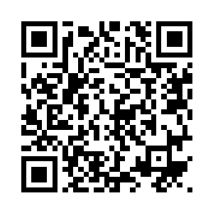 队长灰头土脸地从大嘴鸟的喙子里面钻了出来二维码生成