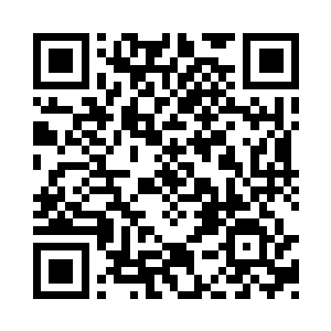 阮宏伟包括那两个人女人额头上溅起一朵血花二维码生成