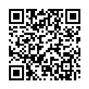 阳光在他们身后形成了一圈淡淡的光圈二维码生成