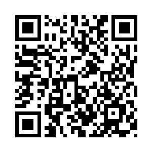 阵旗出现在了吴岩和狐如嫣两人的头顶上空二维码生成