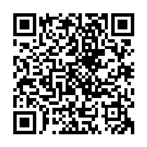 阵阵的阴气从那红色的门帘之后传过来我打眼望去里面人头晃动二维码生成