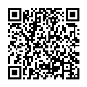 阿瑞斯身上那熊熊燃烧的金光开始渐渐变得暗淡起来二维码生成