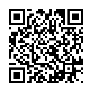 阿达曼飞一般的逃离了张东城的办公室二维码生成