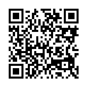 附近立刻有一辆保时捷的跑车自动打燃了火二维码生成