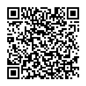 陆为民估计应该是在何学锋推荐作为行署副专员的问题上做了交换二维码生成