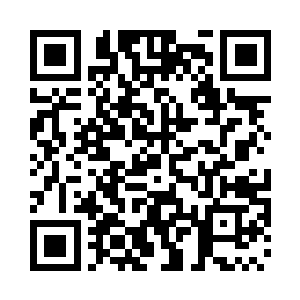 陆卿拖着乔荞的手两个人并排往外走二维码生成