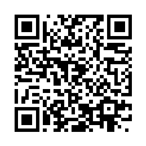 陈小练也注意到了这旁边挂着的石牌二维码生成