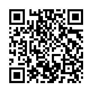 陈小练从倒视镜里看到了汽车的后面二维码生成