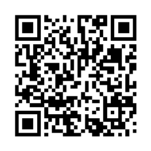 陈小练和罗迪正准备在酒店大厅办理退房手续二维码生成