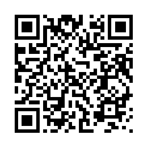 陈小练忽然烦躁的狠狠一拍方向盘二维码生成