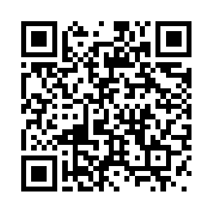 陈思璇推着秦洛进入了医院休息区二维码生成