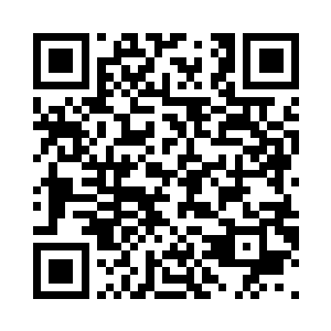 院长陈朝海陪着他们来到病房的走廊二维码生成