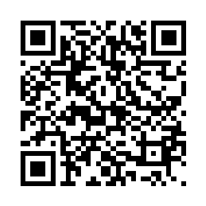 除了一根变态的颈骨和嘴里的长舌头二维码生成