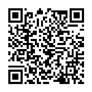 除了头上的黑角没有原先堵在入口处的那条长以外二维码生成