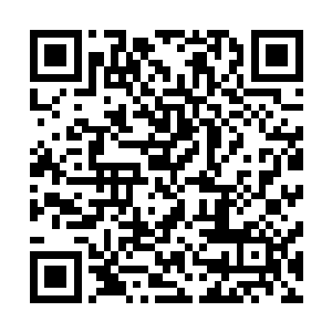 除非那两个人的视线可以转弯或者拥有张铁莲华之眼的能力二维码生成