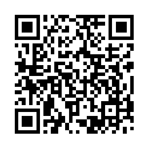 陶美佳羞涩地用手轻轻地捶打着吴虎臣的胸口二维码生成