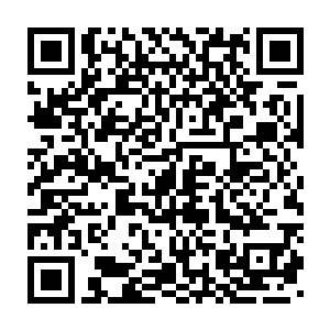 隆本静香等于是被困死在了对岸那一片方圆不足十多米的悬崖平台上二维码生成