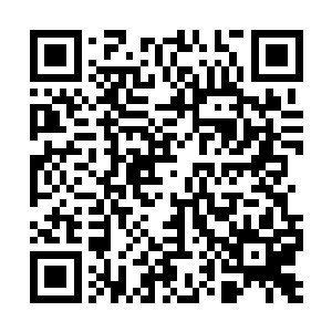 随即丁羽这边也是给自己的老妈那边发了微信过去二维码生成