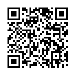 随即也是把手里面的资料放置到了桌子上面二维码生成