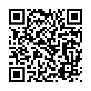 随即从里面拿出来了一件装备出来二维码生成