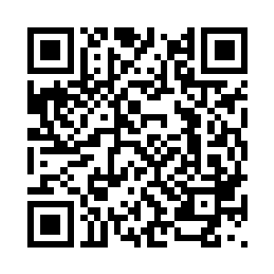 随即用手指了一下后面的这些孩子二维码生成