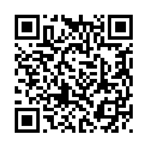 随即皱着眉头佯装生气的看着玲珑二维码生成