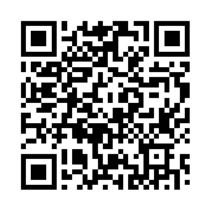 随后一把巨大的狼牙棍好似螺旋桨一样二维码生成