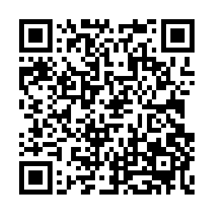 随后便掏出一个巨大的桃子放在嘴里啃吃了起来二维码生成