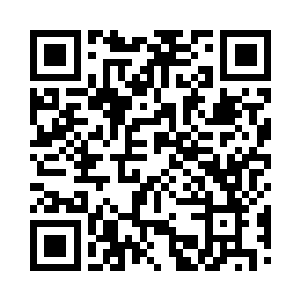 随后安排众人前往一个早就准备好的采访室二维码生成