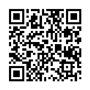 随后很快从袖中拿出了一方镶嵌了包边的黄玉二维码生成