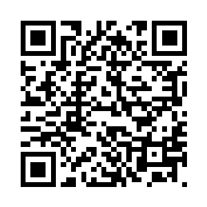 随后撕开身上被砍得破破烂烂的衣服二维码生成