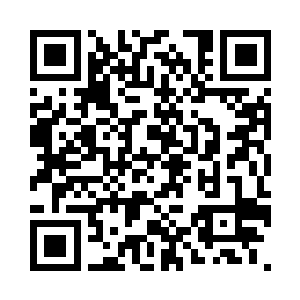 随后整个人的瞳孔的光芒也开始扩散二维码生成