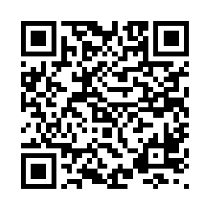 随后立刻跟着诸暨子一同向外走去二维码生成