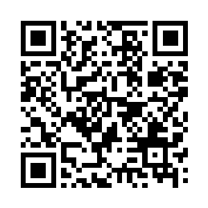 随手取出了一颗不死草递给了乞丐服二维码生成