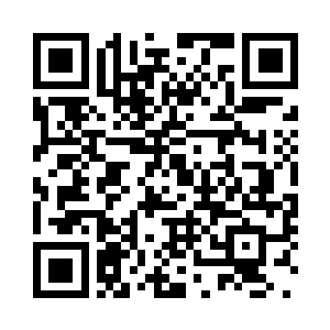 随手将桌上的一本书放在自己头顶二维码生成