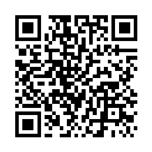 随手就向站在后面正一脸兴奋的亚伦砸了过去二维码生成