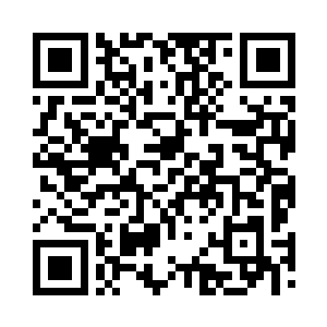 随手抽了一张纸巾擦干手背上的水珠二维码生成