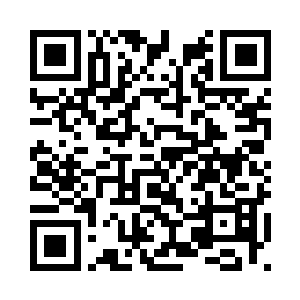 随着月影刀晃荡不休的数千柄长刀二维码生成