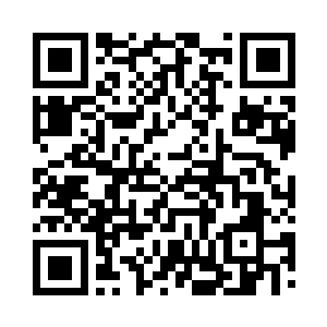 随着移动拖拽出两道流星般的璀璨光芒二维码生成