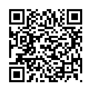 随风飘舞的马尾辫却也成了她的象征之一二维码生成