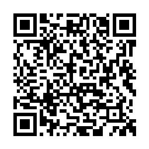 隐约看得出阎行这是故意引导他们冲着秦方过去二维码生成